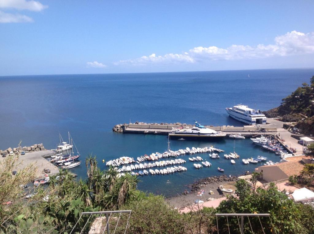 Sogni Nel Blu Aparthotel Isola di Ustica Room photo