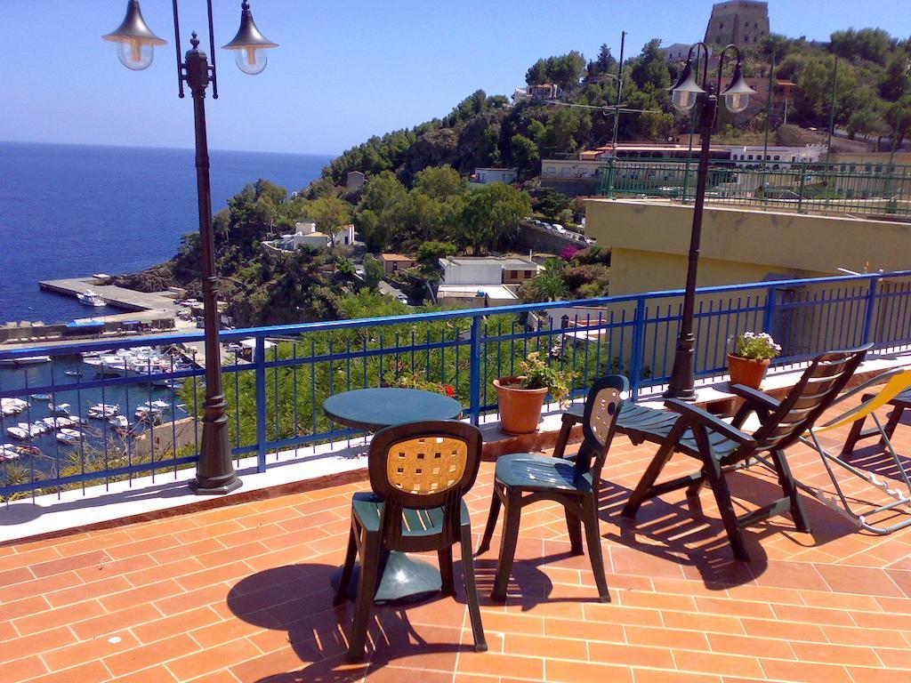 Sogni Nel Blu Aparthotel Isola di Ustica Exterior photo