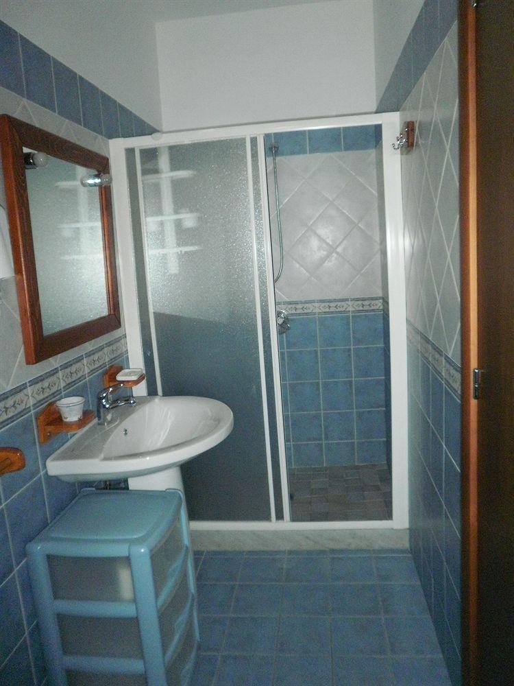 Sogni Nel Blu Aparthotel Isola di Ustica Exterior photo
