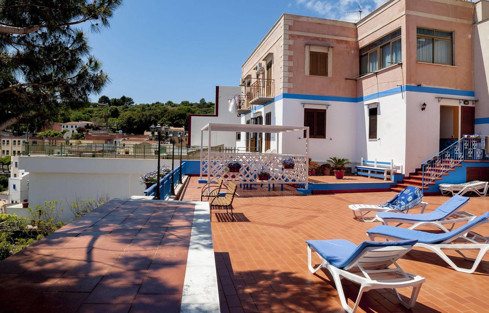 Sogni Nel Blu Aparthotel Isola di Ustica Exterior photo